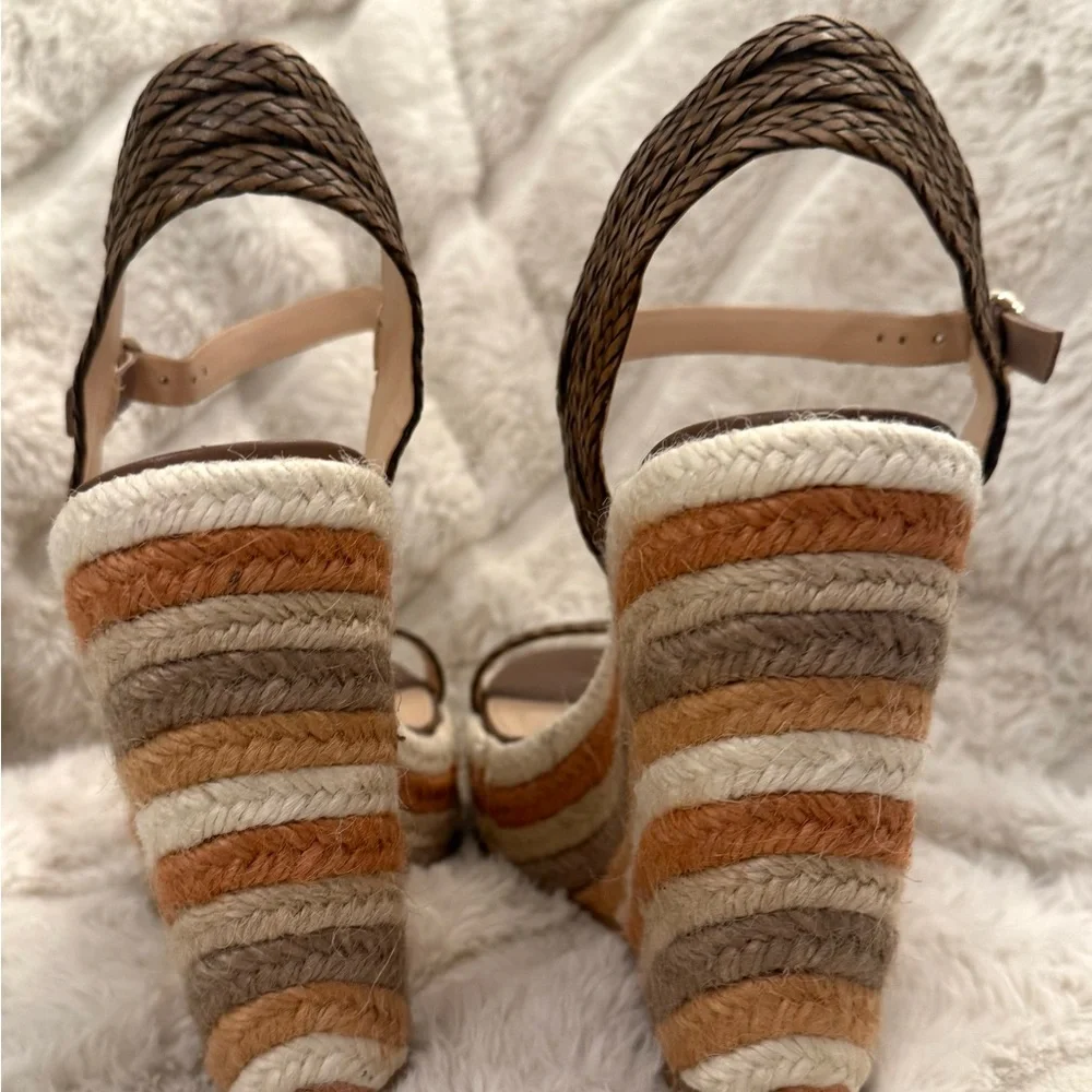 VINCE CAMUTO Esparadrille Wedge Sandal - Picture 7 of 7